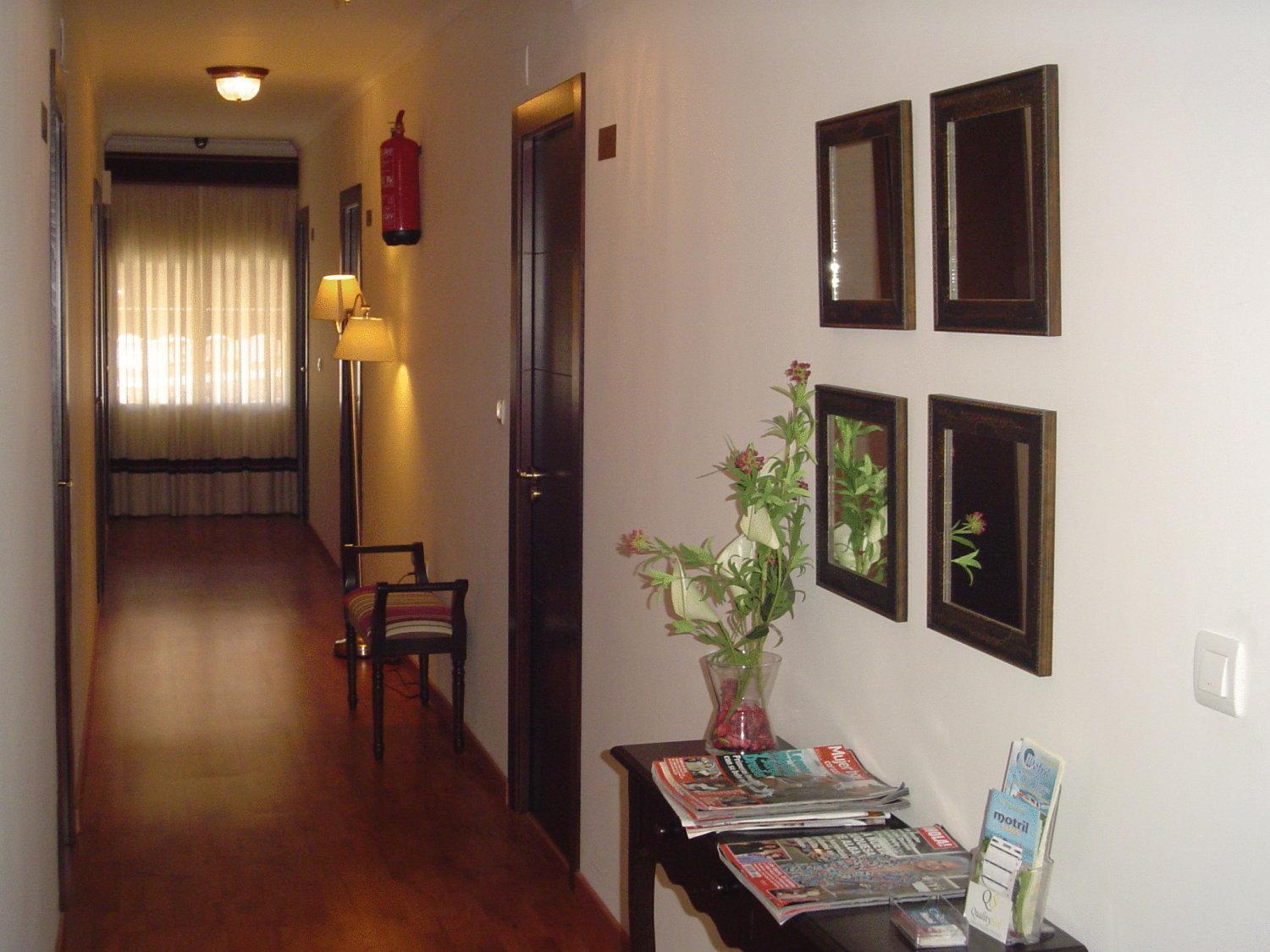Hostal Cabrera Мотриль Экстерьер фото