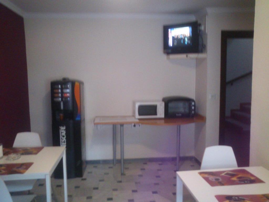 Hostal Cabrera Мотриль Экстерьер фото
