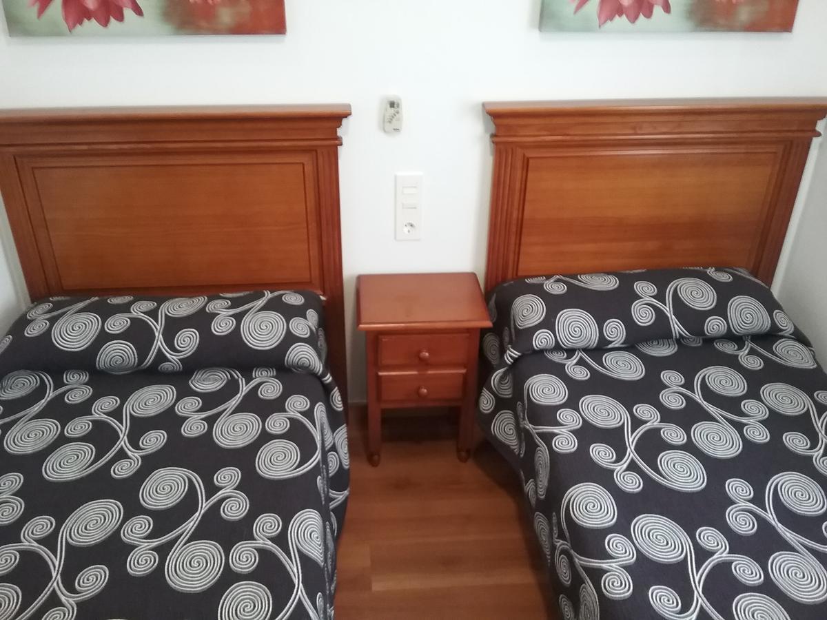 Hostal Cabrera Мотриль Экстерьер фото