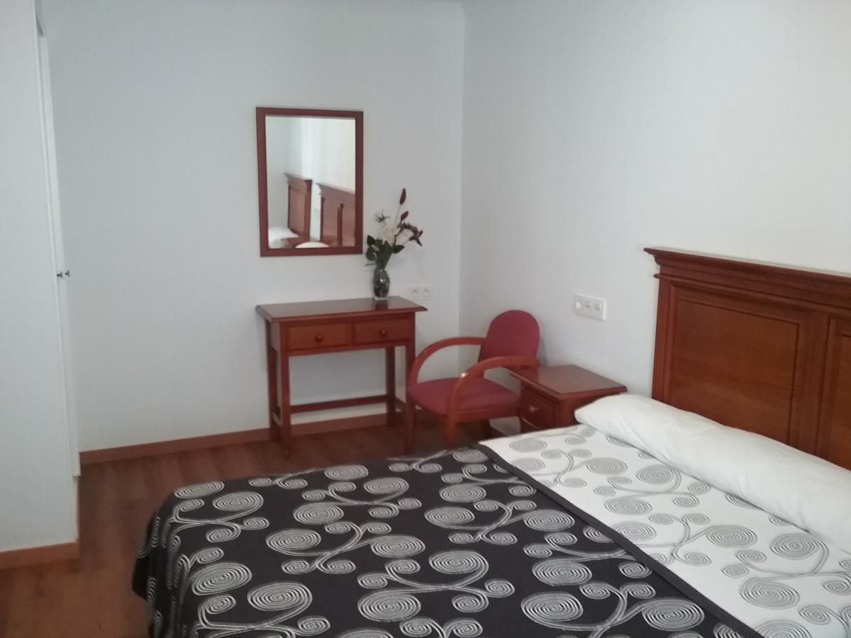 Hostal Cabrera Мотриль Экстерьер фото